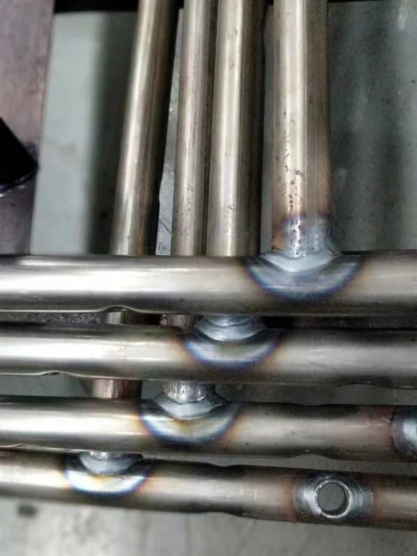 supper low spatter welding robot3.png